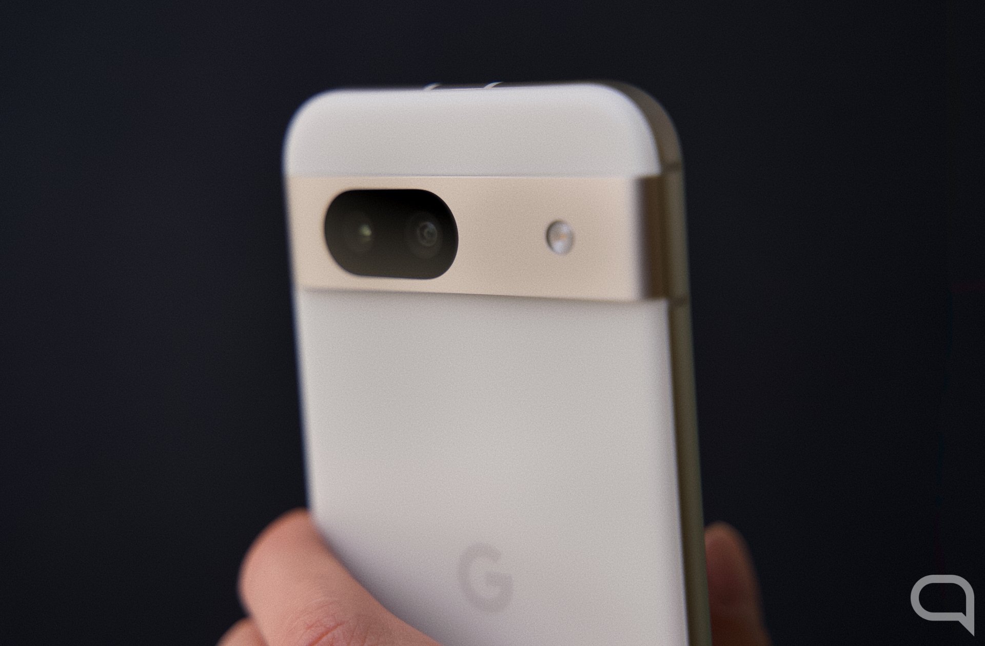 Google apporte Gemini Nano aux Pixel 8 et Pixel 8a dans sa nouvelle mise à jour